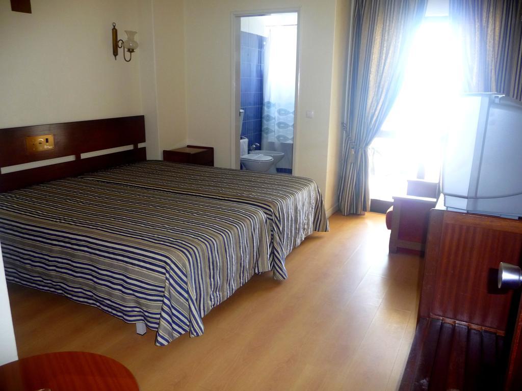 Hotel Tamargueira Figueira da Foz Room photo