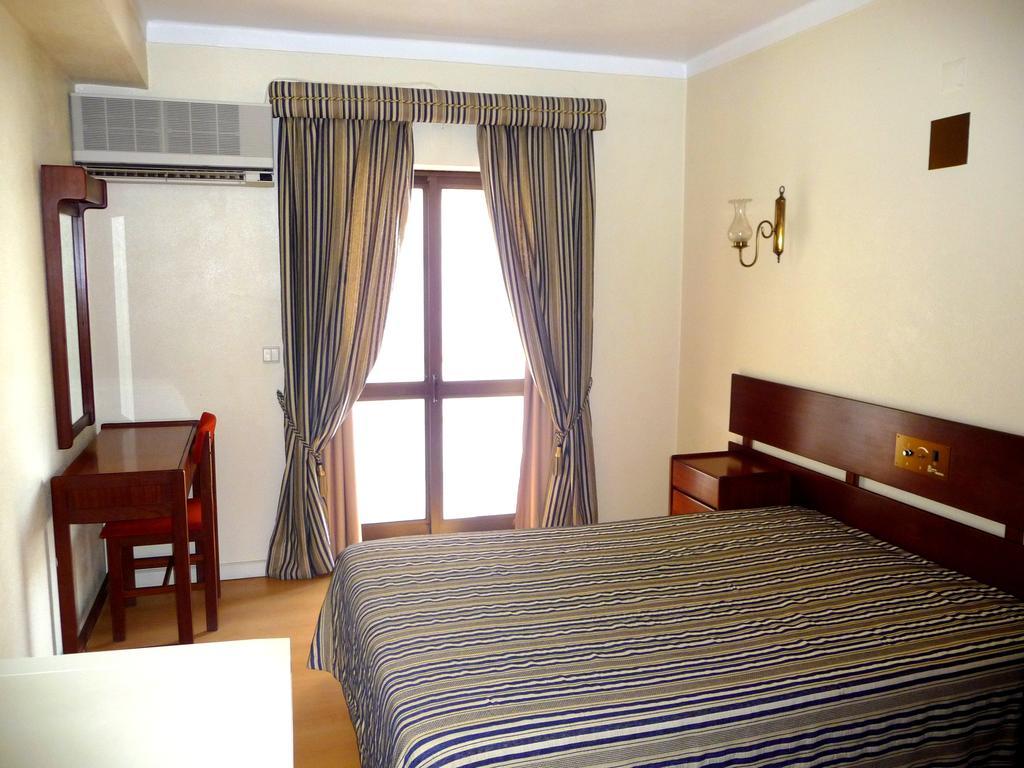 Hotel Tamargueira Figueira da Foz Room photo